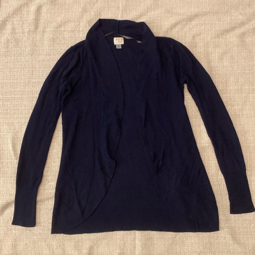 Xs blue sweater